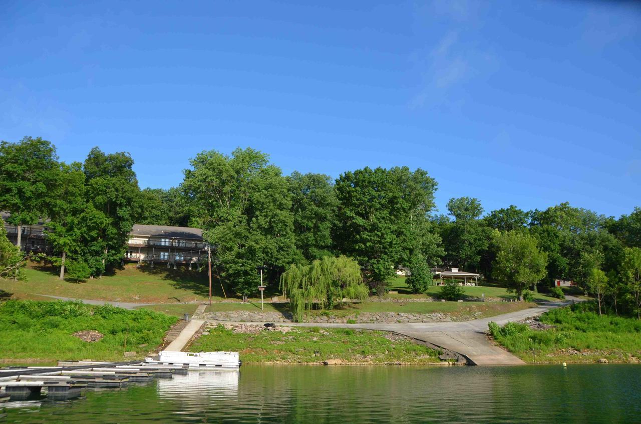 The Retreat At Center Hill Lake Hotel Silver Point Exterior photo